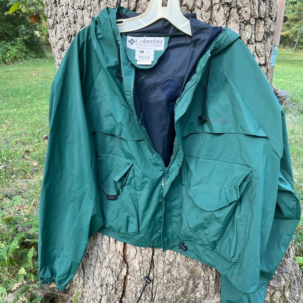 Men’s Colombia Fishing Raincoat in size XL